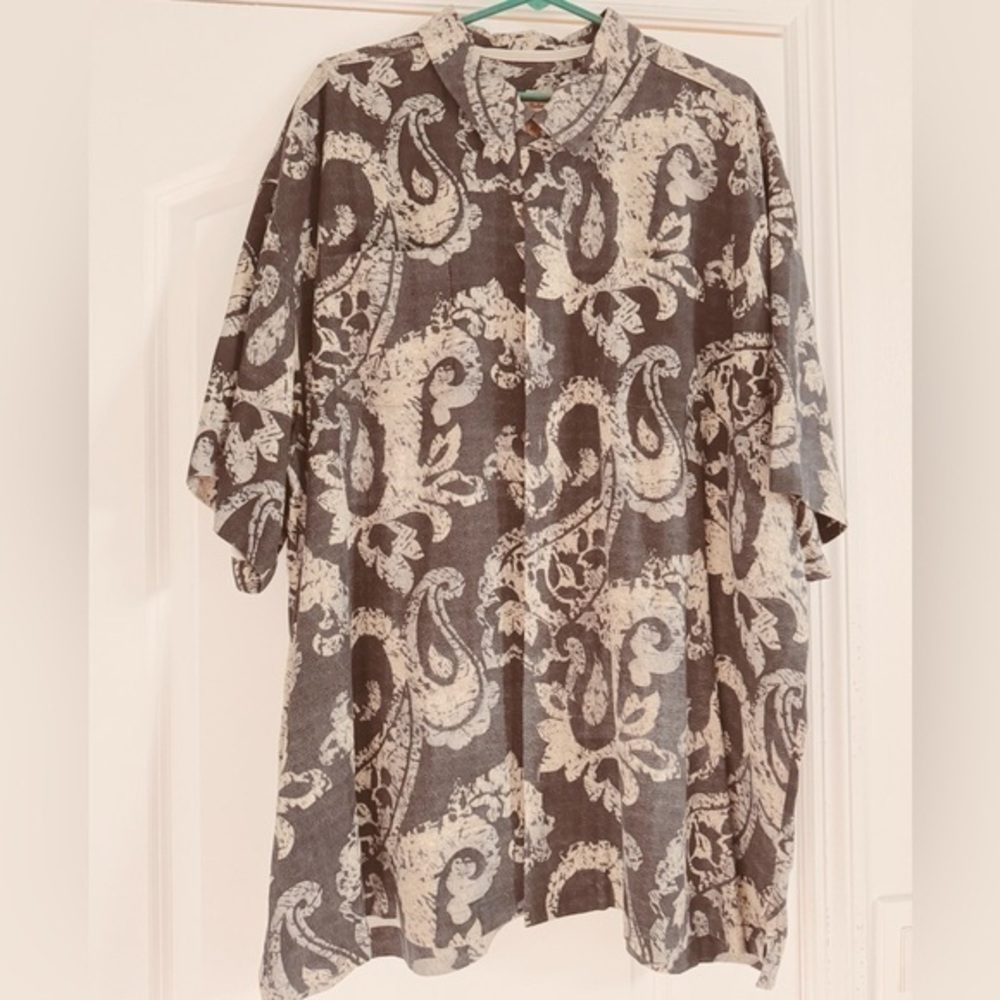 Tommy Bahama, Vintage Gray and Cream Patterned Shirt